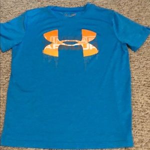 Under Armour  t shirt